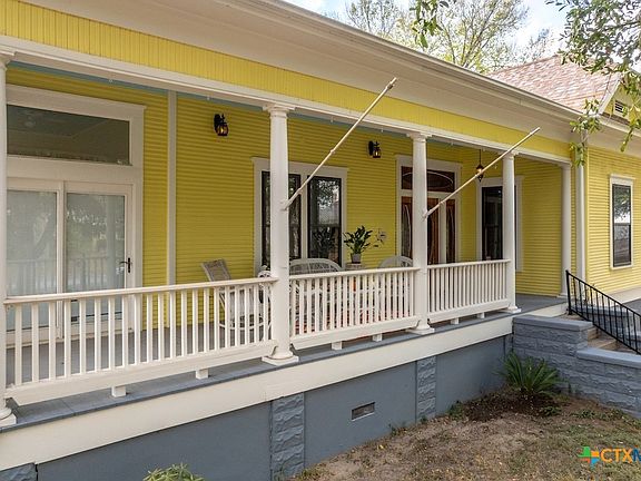 4th image of 213 Saint James St