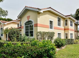2440 Old Groves Rd APT 204, Naples, FL 34109