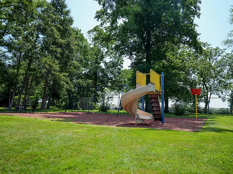 Delaire Landing — Photo 49