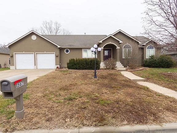 2nd image of 1507 Briargate Dr