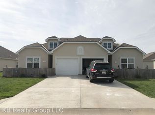 1213 S Kaydeen Ct, Independence, MO 64057