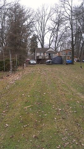 2nd image of 27281 Bayview St