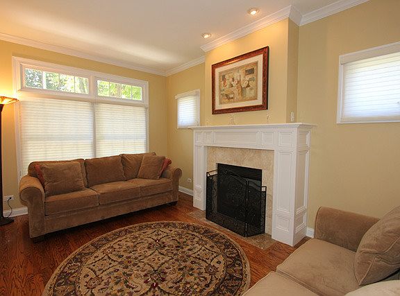 3rd image of 1416 Elgin Ave