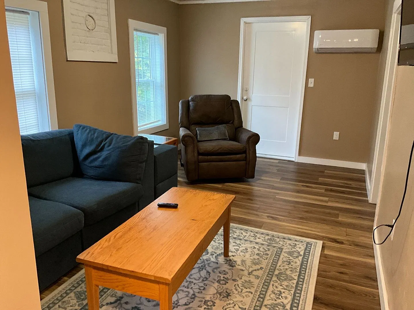 Beautiful 3 Bedroom Apartment W/ Laundry Room on Premises - Marlborough, NH — Photo 3