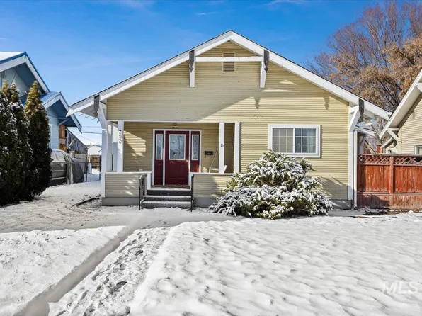 717 E St, Rupert, ID 83350