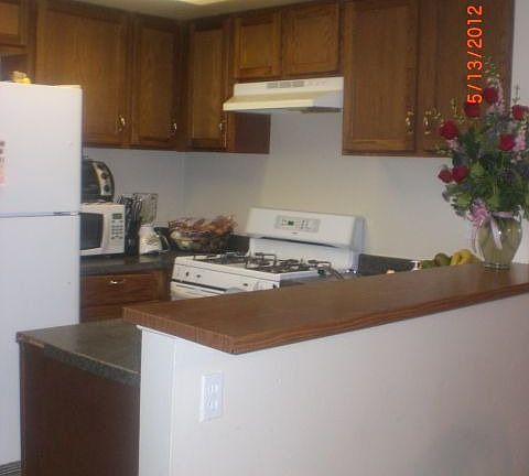 5th image of 2330 S Greenwood Pl Unit A
