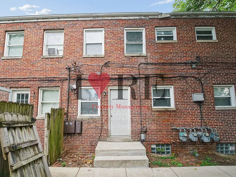 338C South Blvd — Photo 26