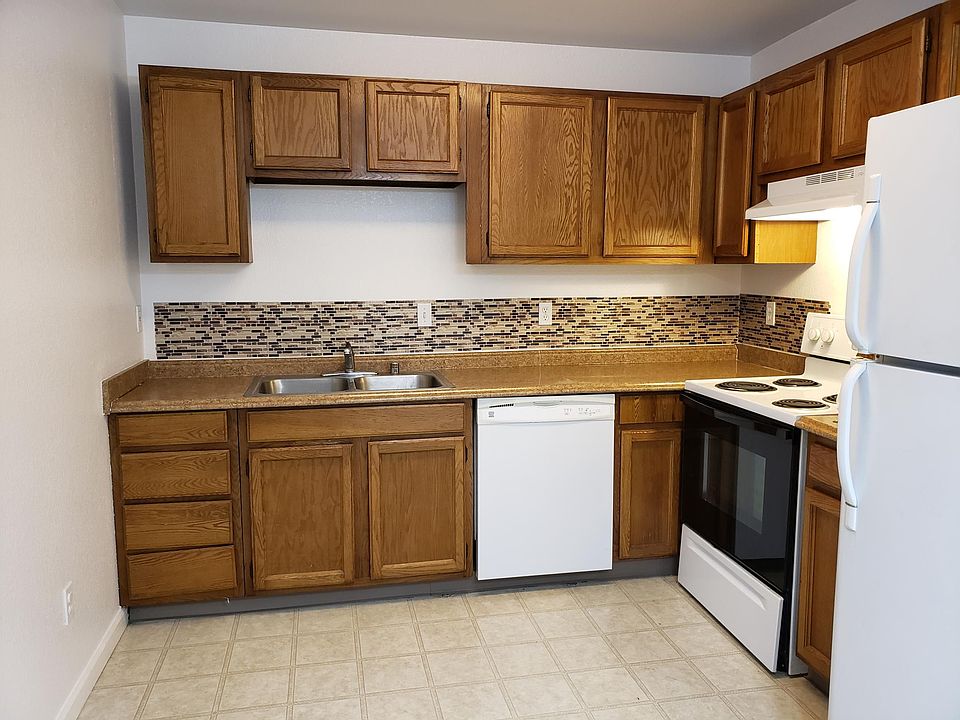 Photo of Kitchen is representative of all units and may not be the available unit listed for rent. Thanks for looking!