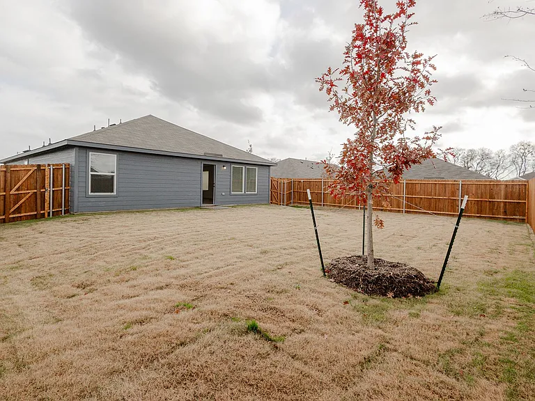 7713 Gus Wilson Dr — Photo 9