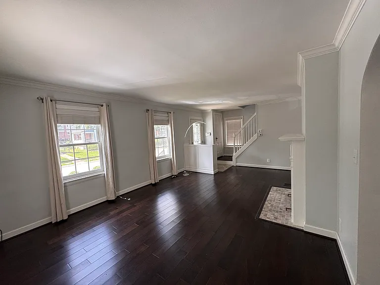 3414 Oak Ln — Photo 7