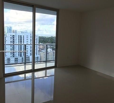 5th image of 1010 SW 2nd Ave Unit 1702