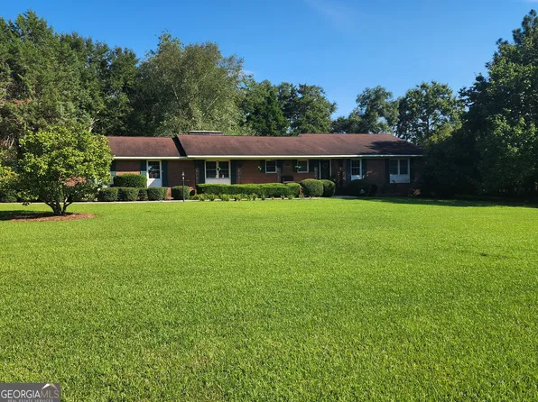 239 Brookwood Dr, Dublin, GA 31021