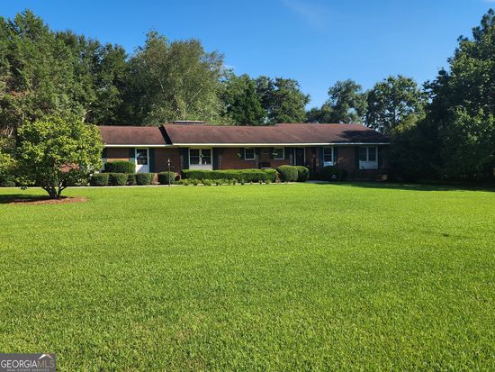 239 Brookwood Dr, Dublin, GA 31021