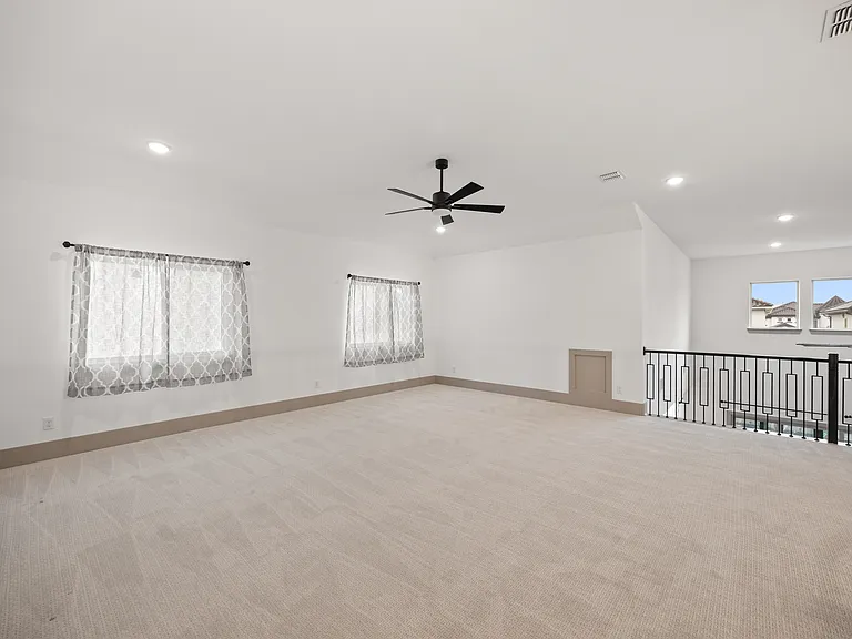 12189 Diamond Creek Dr — Photo 23