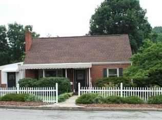 2418 Westhampton Ave SW, Roanoke, VA 24015