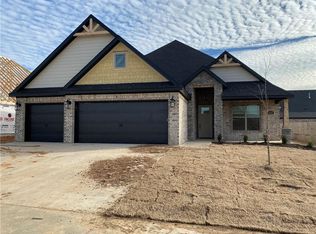 1521 Eureka Rd, Centerton, AR 72719