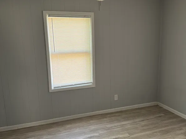 700 Old Halifax Rd, Emporia, VA 23847