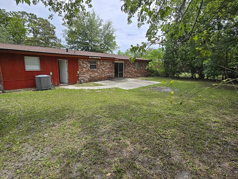 4918 Locksley Ave — Photo 10