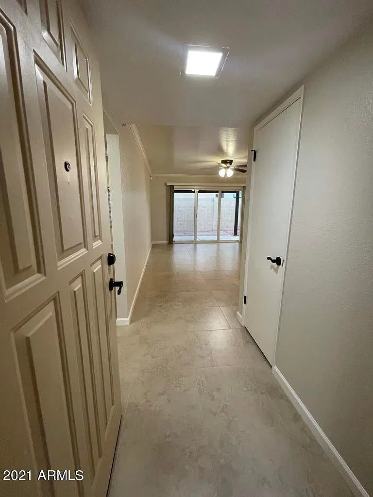 2 bed, 866 sqft, $1,795 — Photo 4