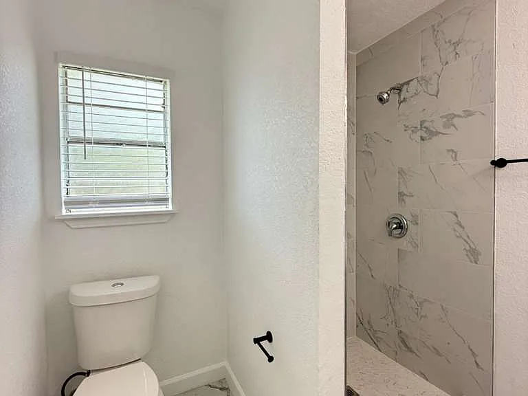 411 Yolanda Dr — Photo 15