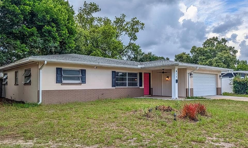 1st image of 611 PATRICIA AVENUE