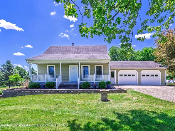 2658 E Gresham Hwy, Charlotte, MI 48813