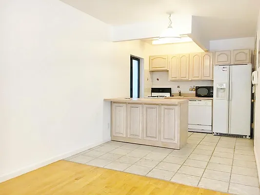Rented by Best Apartments North Inc | media 31