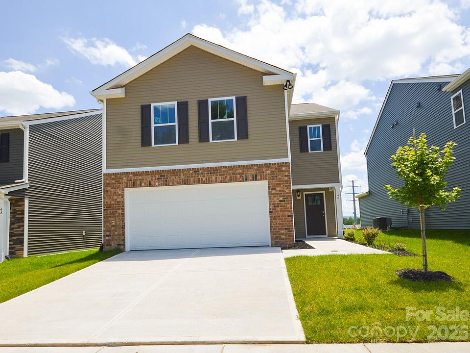 1st image of 40 Lillian Ln