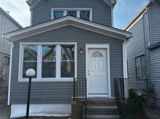 11118 146th St, Jamaica, NY 11435