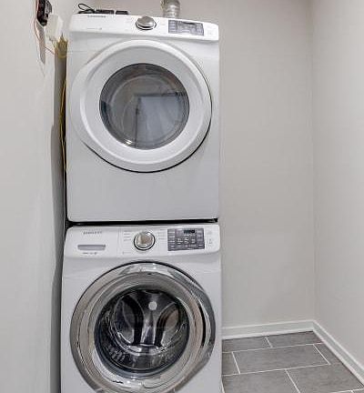 4th image of 1522 W Girard Ave #8db402cb1