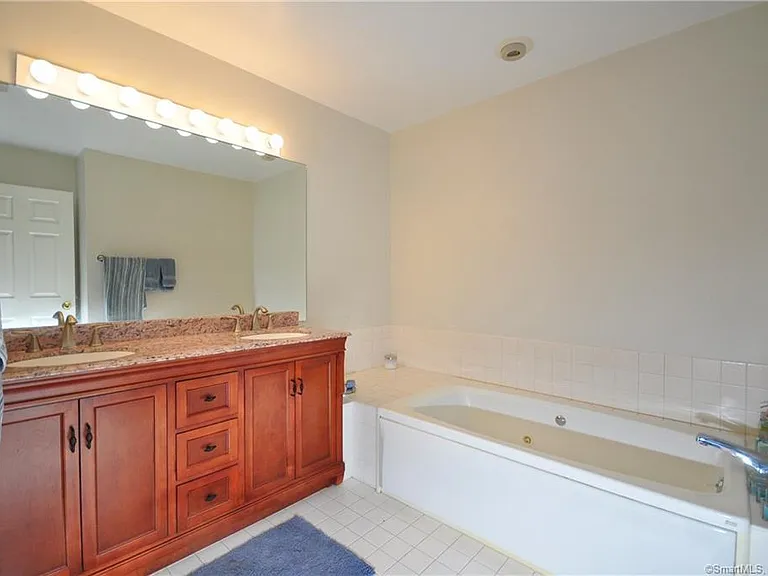 93 Litchfield Ponds Dr #93 — Photo 24