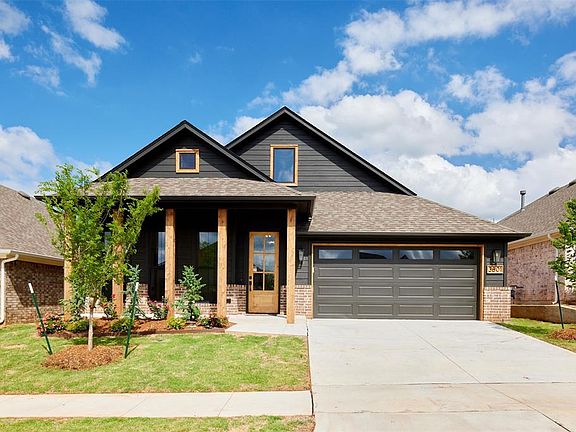 3rd image of 3801 Hardy Dr