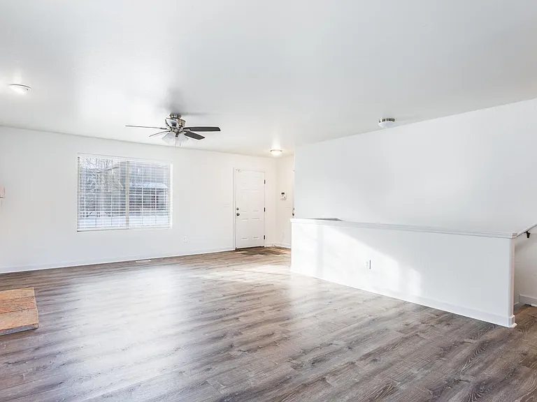 5823 Sagebrook Dr — Photo 4