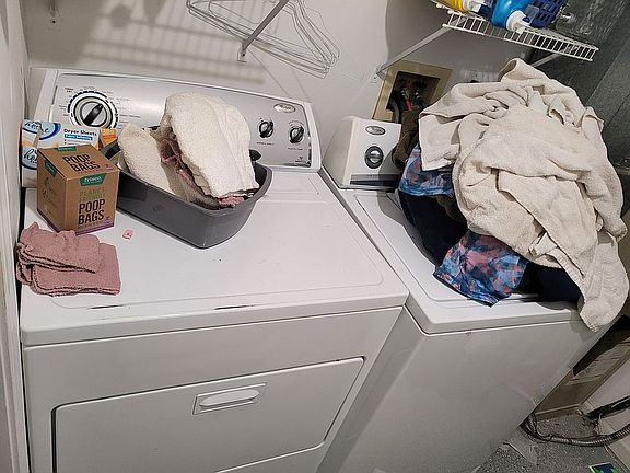 3rd image of 17458 Utica Oaks Ln