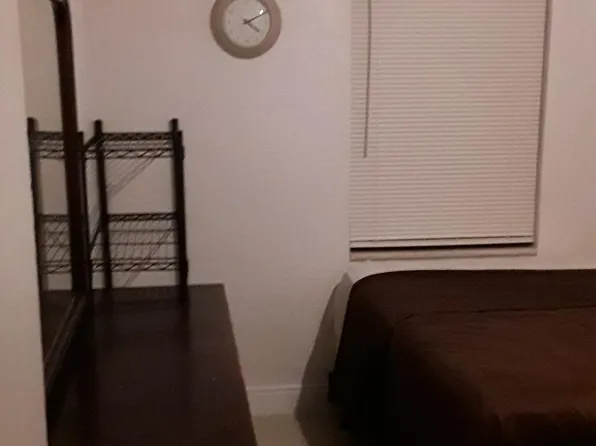 (undisclosed Address), North Miami Beach, FL 33162