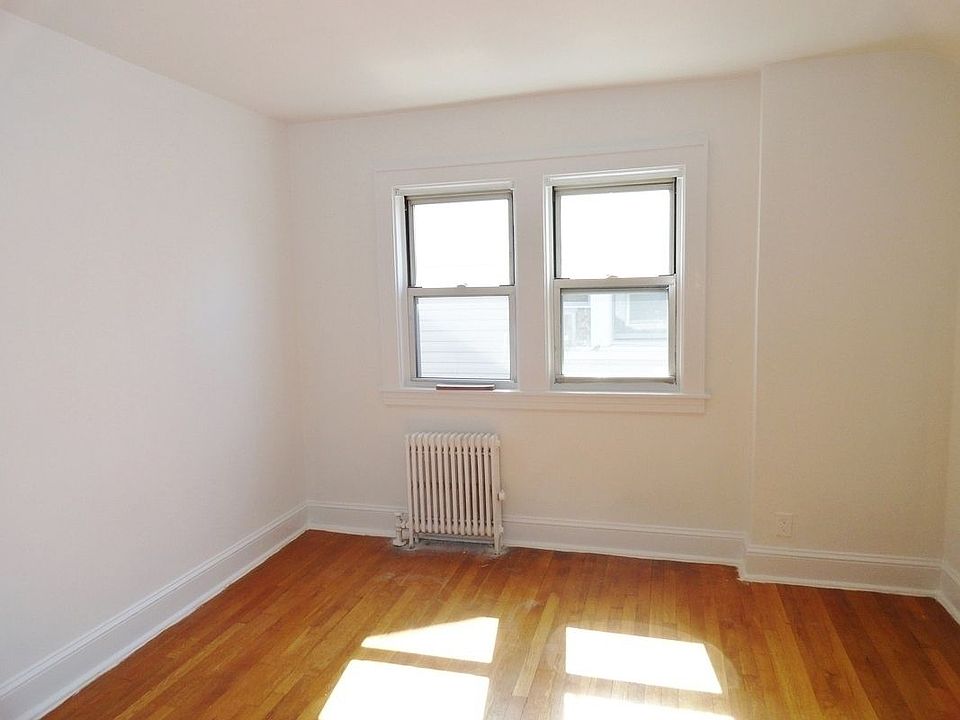 1st image of 20-42 27th St #Ff1