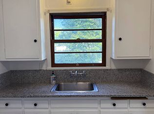 887 Lorna Dr, Glen Ellen, CA 95442