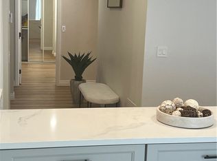 15150 Dickens St APT 203, Sherman Oaks, CA 91403