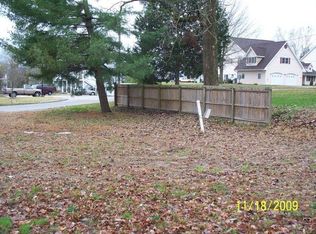 2010 Dewey St, Murphysboro, IL 62966