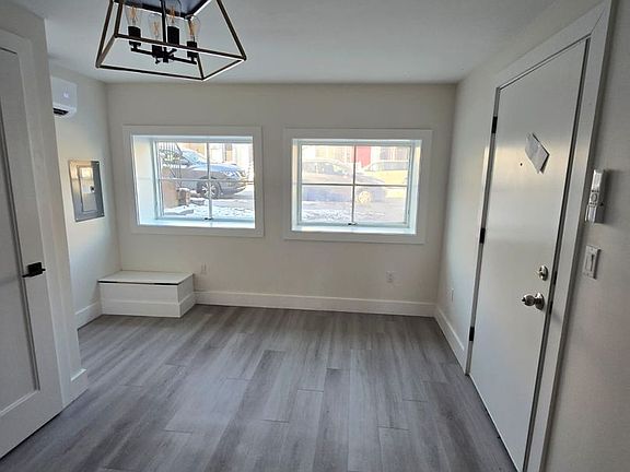 3rd image of 184 Liberty St