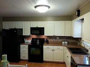 2nd image of 1021 S 28th St