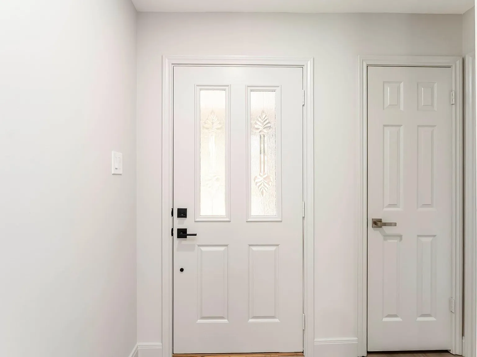 3 bed, 2.0 bath, 2110 sqft, $2,900 — Photo 3