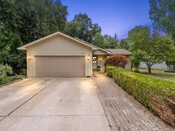 48521 Nine Mile Rd, Northville, MI 48167