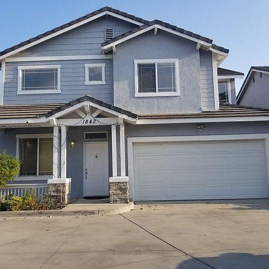 1st image of 10 Avenue
