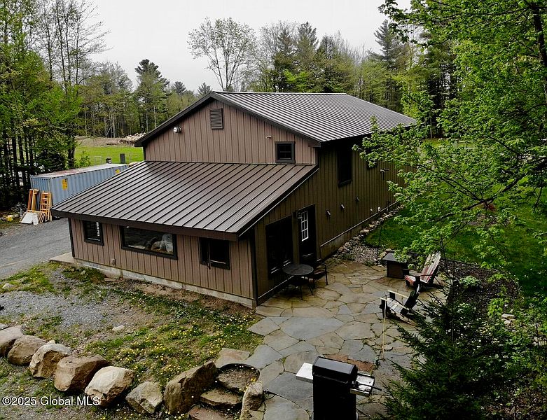 4th image of 7331 Bills Road