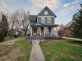 421 W State St, Hartford, WI 53027