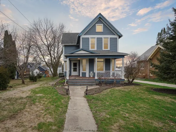 421 W State St, Hartford, WI 53027