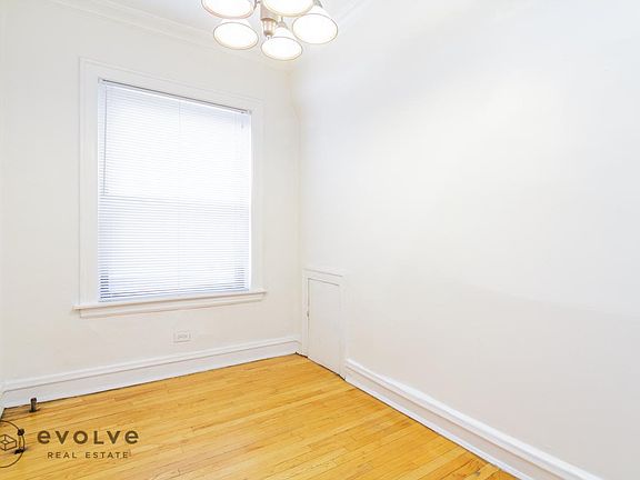 5th image of 1164 N Dearborn St APT 302