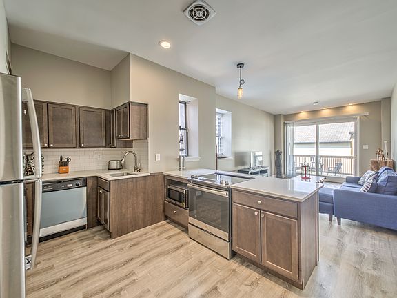 3rd image of 3629 McRee Ave #B