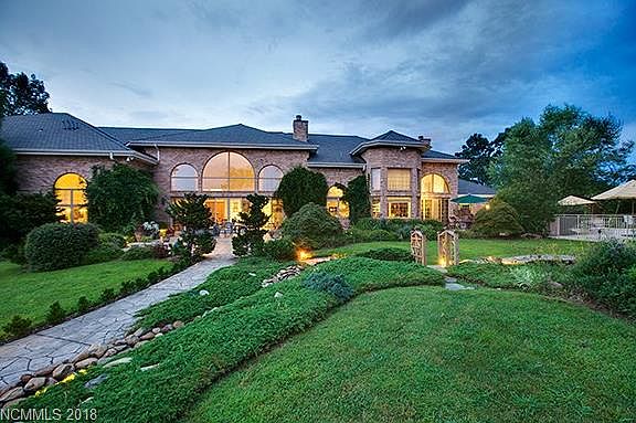 4th image of 282 Hamilton Dr